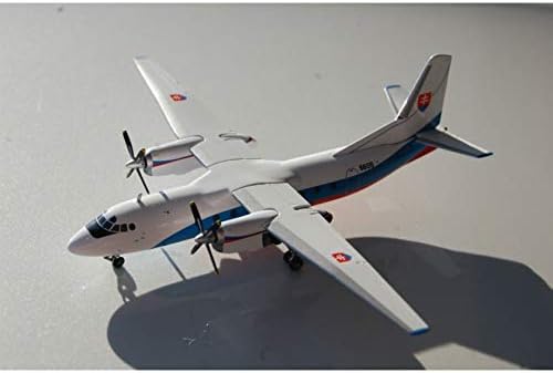 Herpa szlovák légierő AN-24B 1/200 fröccsöntött Repülő Modell