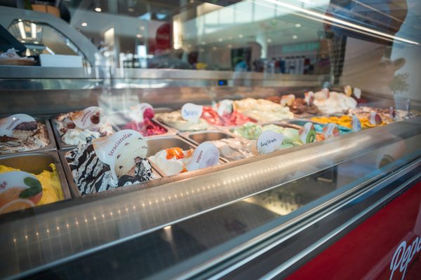 Vitrines à crème glacée : quelles options pour votre succès ?